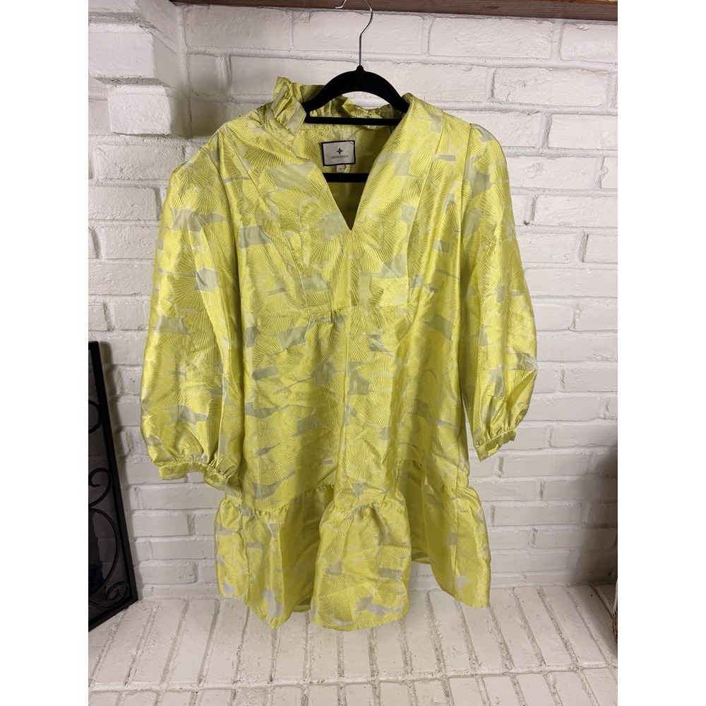Tuckernuck Womens L Yellow Daisy Jacquard Mini Dress Puff Sleeve Floral